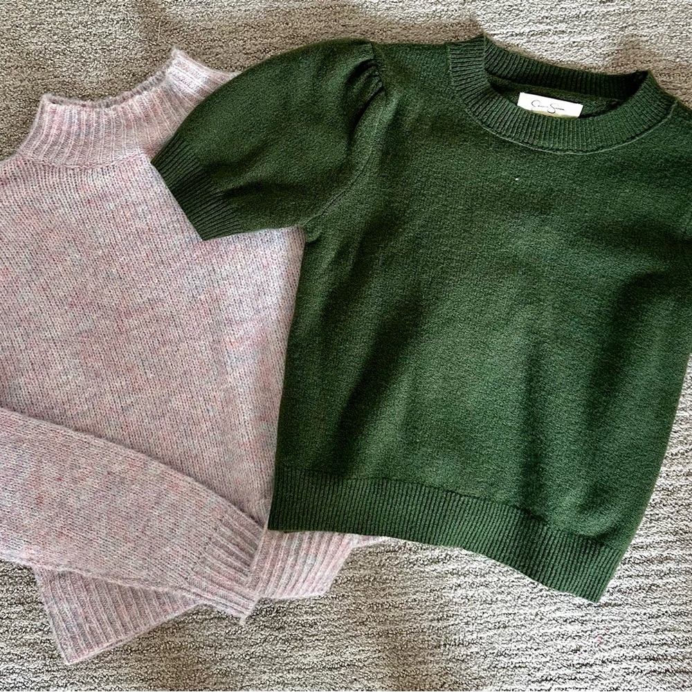 Jessica Simpson Dusty Pink Fuzzy Knit Top and green short sleeve sweater